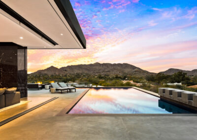 Hillside Architecture Photography of Desert Jewel Residence by award-winning, regionally inspired custom residential architectural firm Kendle Design Collaborative