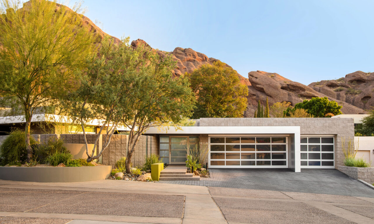 Echo Canyon Residence