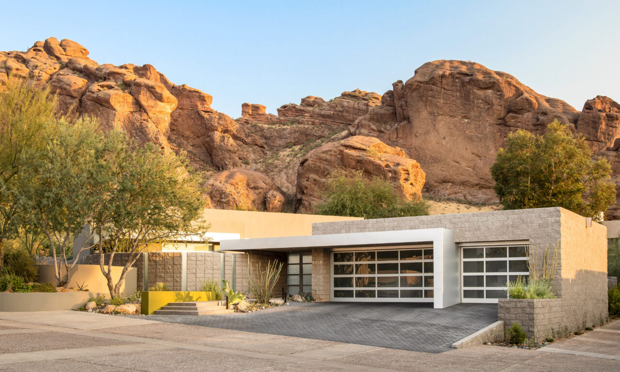 Echo Canyon Residence