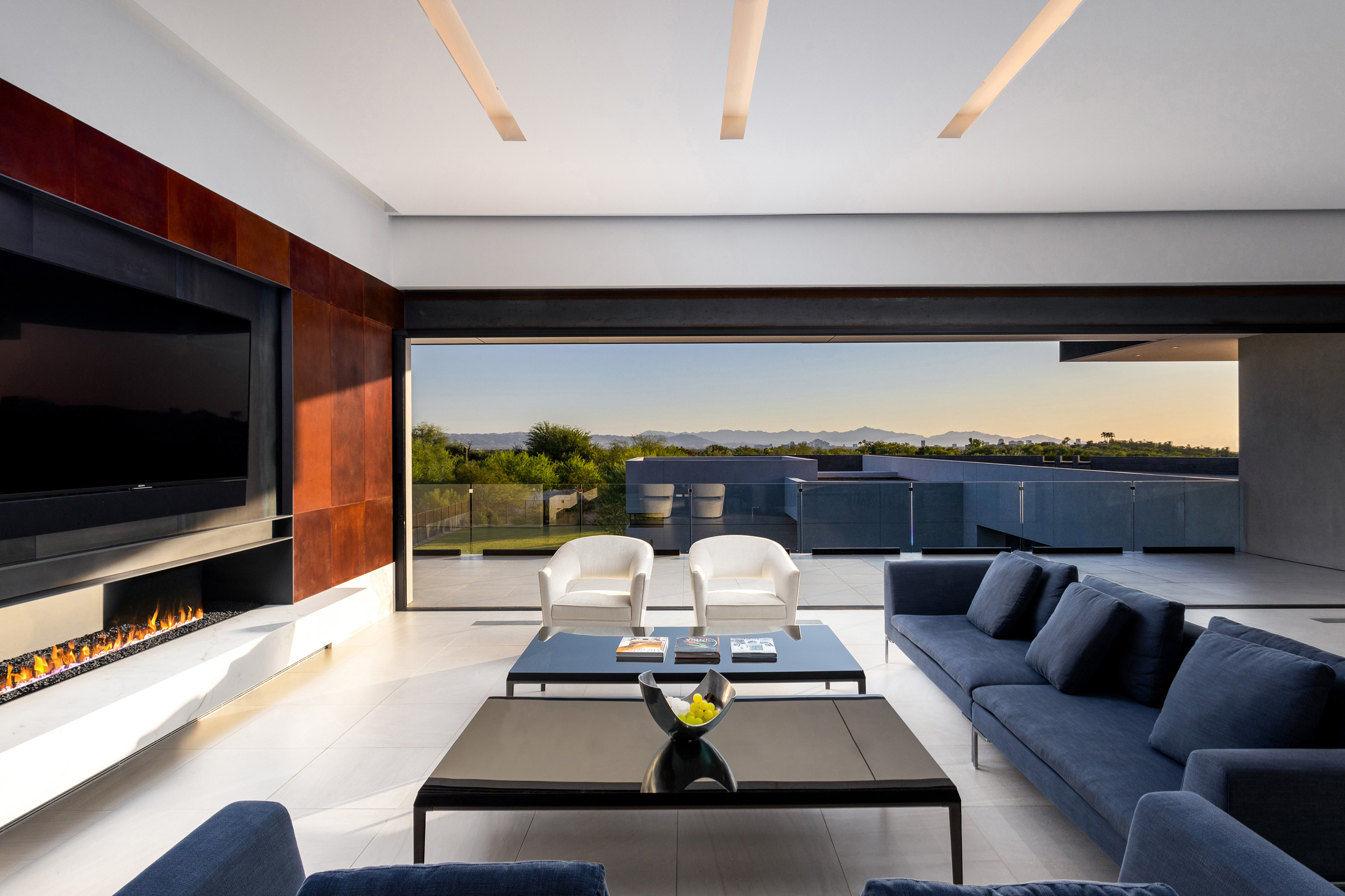 Bridge View - Paradise Valley Hillside Custom Home - Architect Kendle Design Collaborative (5) Bridge View - Paradise Valley Hillside Custom Home - Architect Kendle Design Collaborative