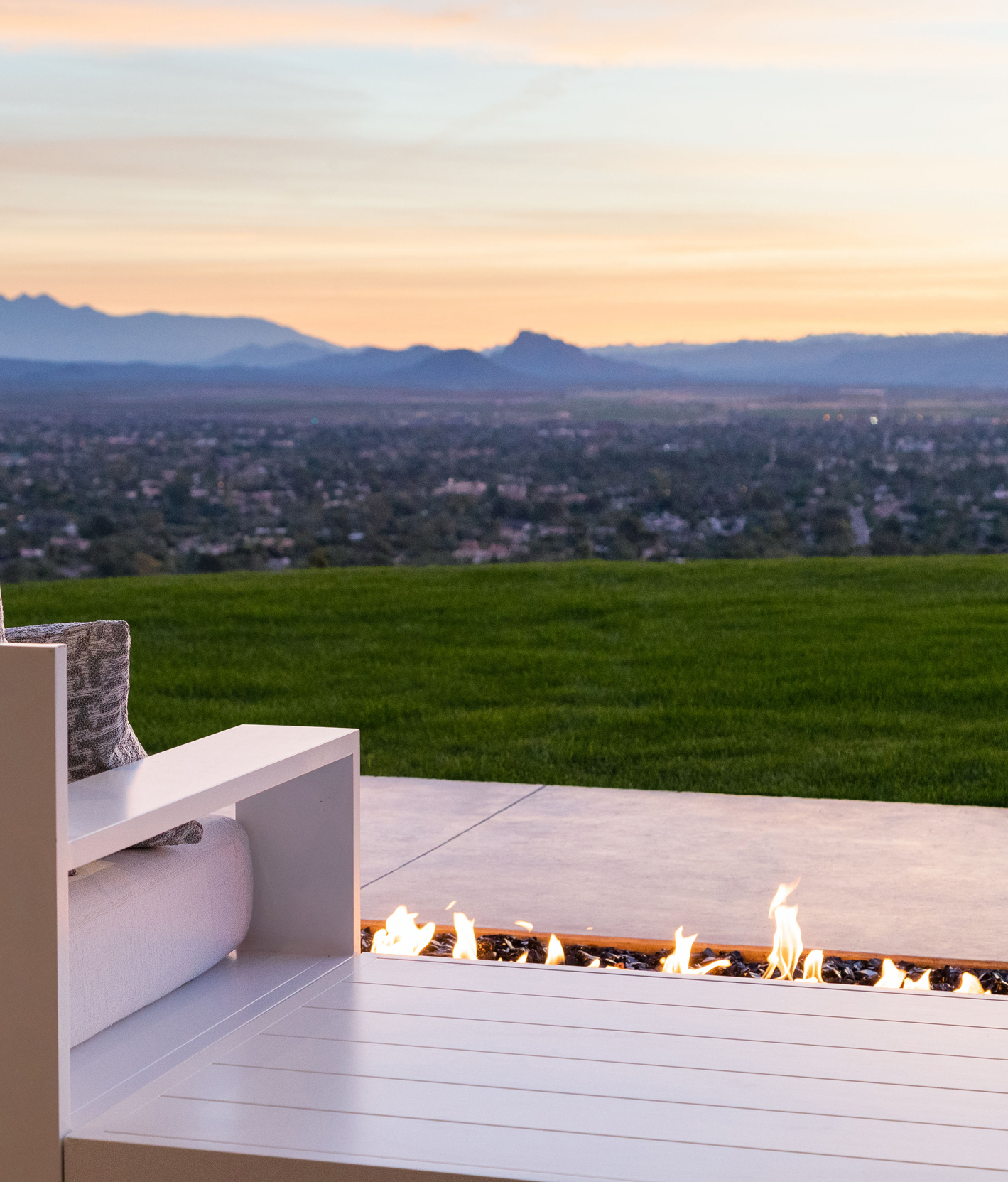 Cholla Vista - Camelback Mountain Custom Modern Contemporary Hillside Home - Architect Kendle Design Collaborative Cholla Vista - Camelback Mountain Custom Modern Contemporary Hillside Home - Architect Kendle Design Collaborative