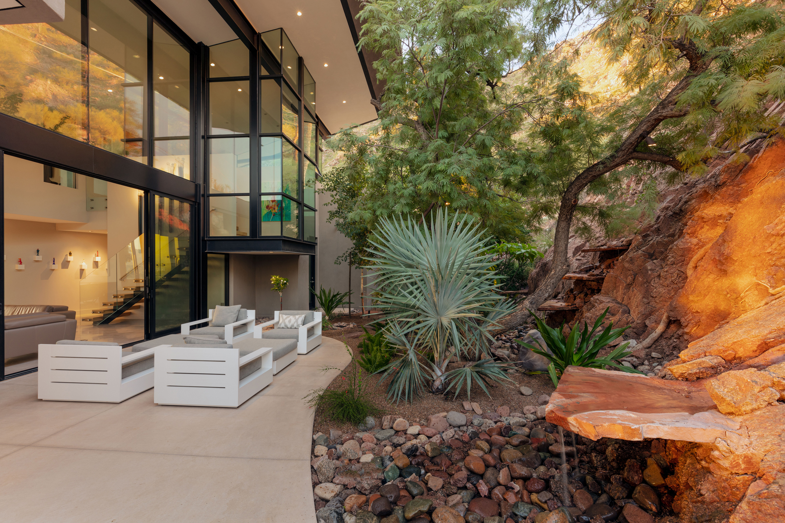 Cholla Vista - Camelback Mountain Custom Modern Contemporary Hillside Home - Architect Kendle Design Collaborative (12) Cholla Vista - Camelback Mountain Custom Modern Contemporary Hillside Home - Architect Kendle Design Collaborative