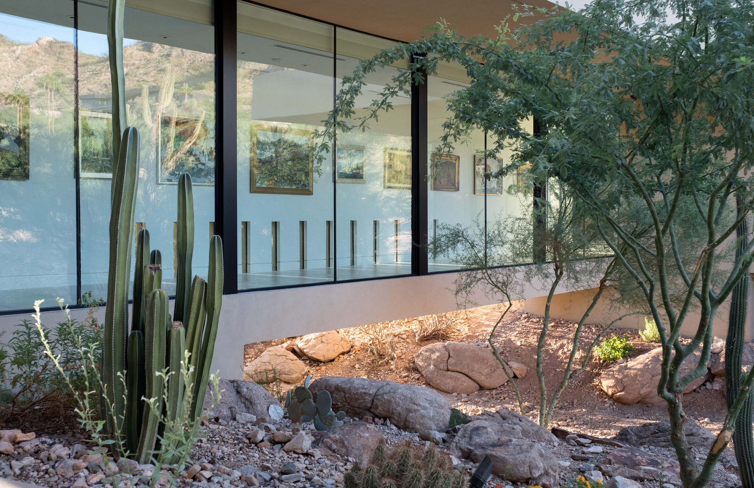 Desert Wash_Modern Custom Home_Paradise Valley_Rammed Earth_Contemporary_Kendle Design Collaborative (16) Desert Wash - Modern Custom Home in Paradise Valley