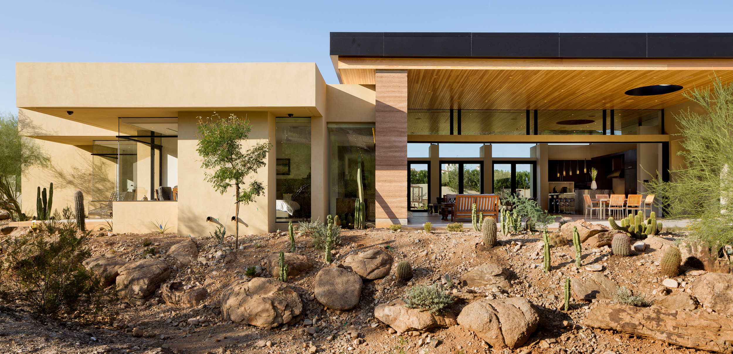 Desert Wash_Modern Custom Home_Paradise Valley_Rammed Earth_Contemporary_Kendle Design Collaborative (21) Desert Wash - Modern Custom Home in Paradise Valley