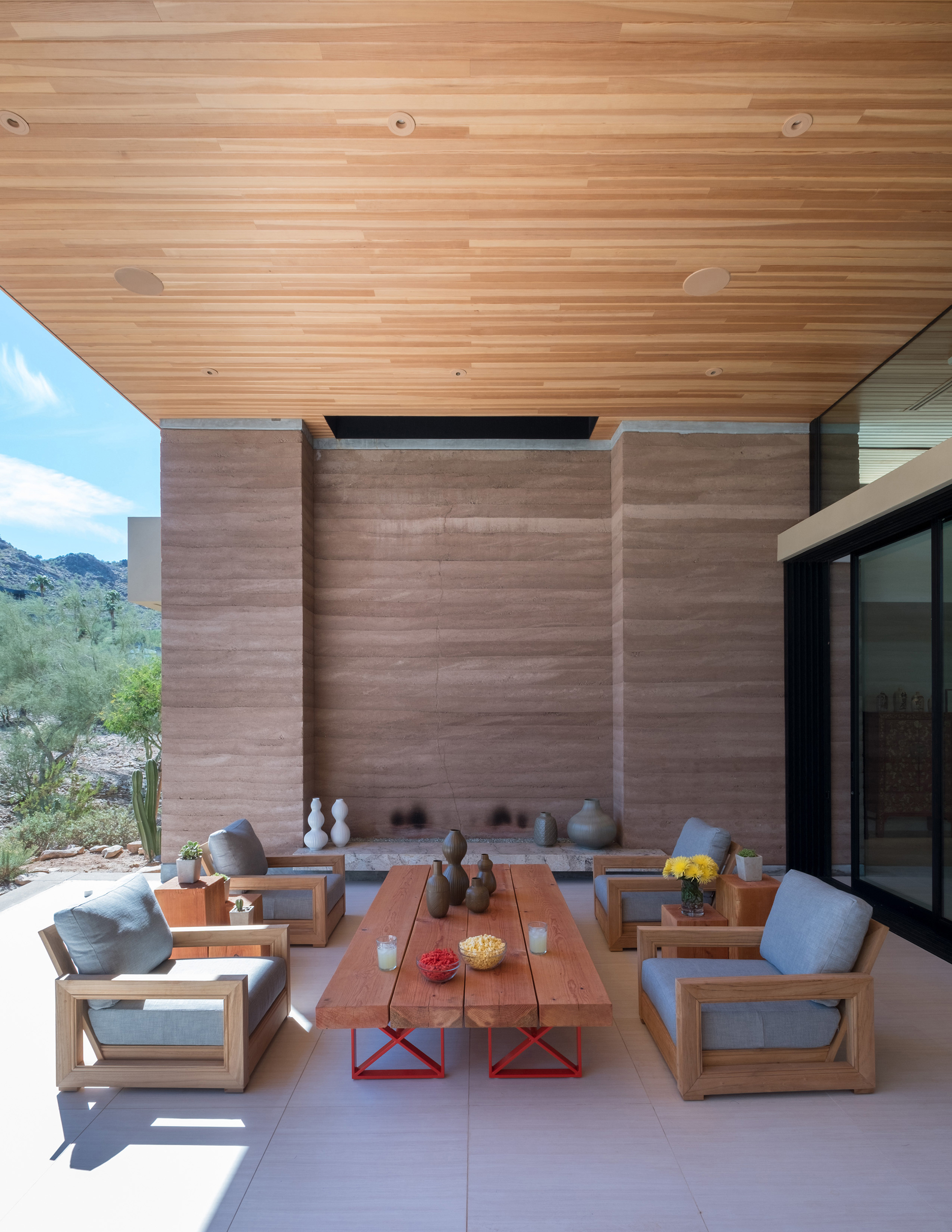 Desert Wash_Modern Custom Home_Paradise Valley_Rammed Earth_Contemporary_Kendle Design Collaborative (35) Desert Wash - Modern Custom Home in Paradise Valley