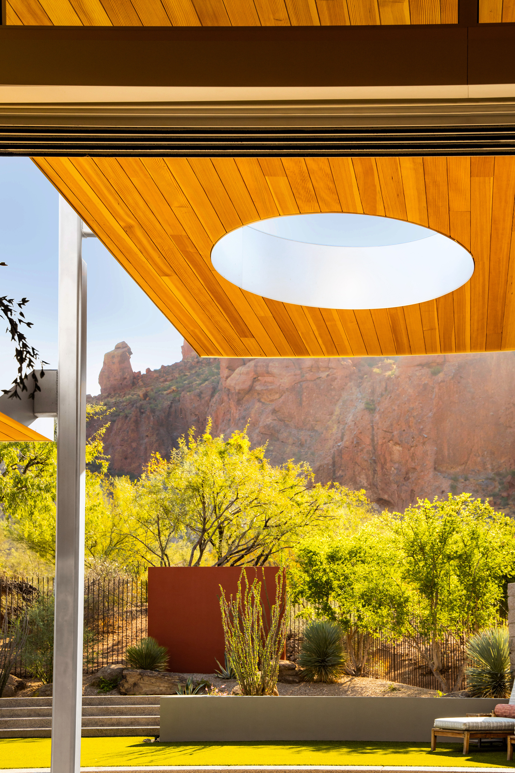 Echo Canyon_Modern Custom Home_Phoenix_Camelback Mountain_Contemporary_Kendle Design Collaborative (1) Birds Nest – Scottsdale Custom Home – Modern Architecture