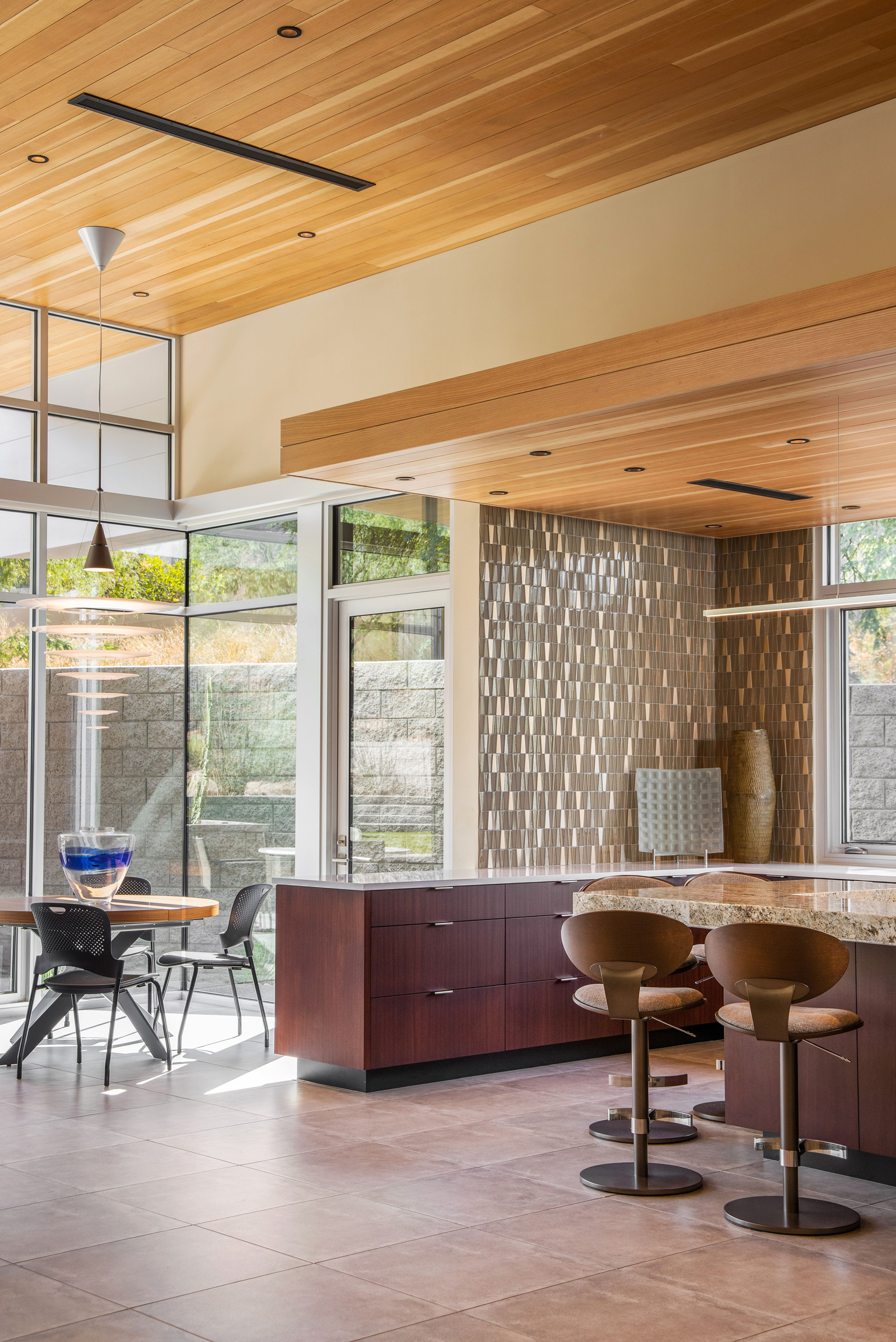 Echo Canyon_Modern Custom Home_Phoenix_Camelback Mountain_Contemporary_Kendle Design Collaborative (10) Birds Nest – Scottsdale Custom Home – Modern Architecture
