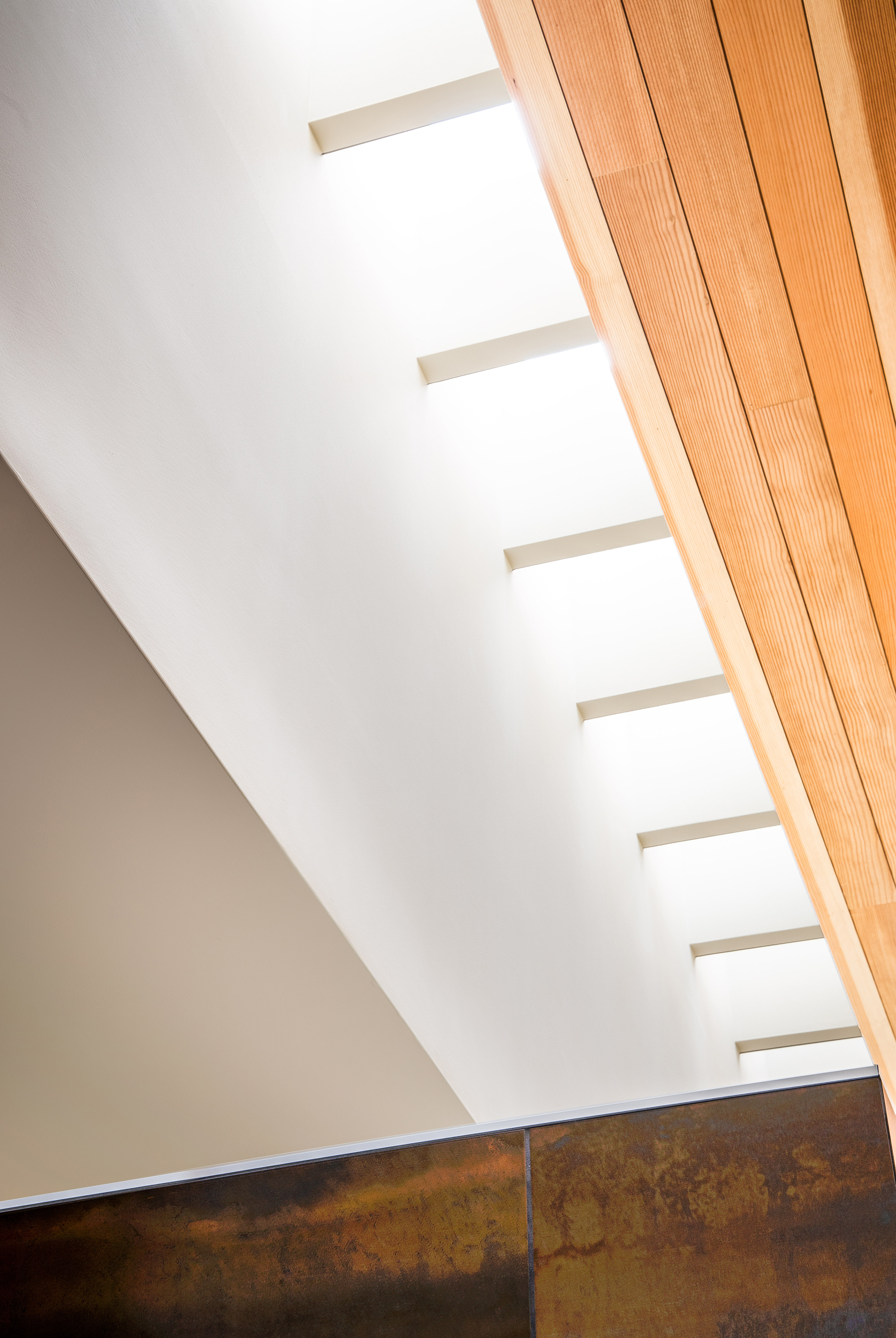 Echo Canyon_Modern Custom Home_Phoenix_Camelback Mountain_Contemporary_Kendle Design Collaborative (12) narrow, linear skylight in Echo Canyon custom residence