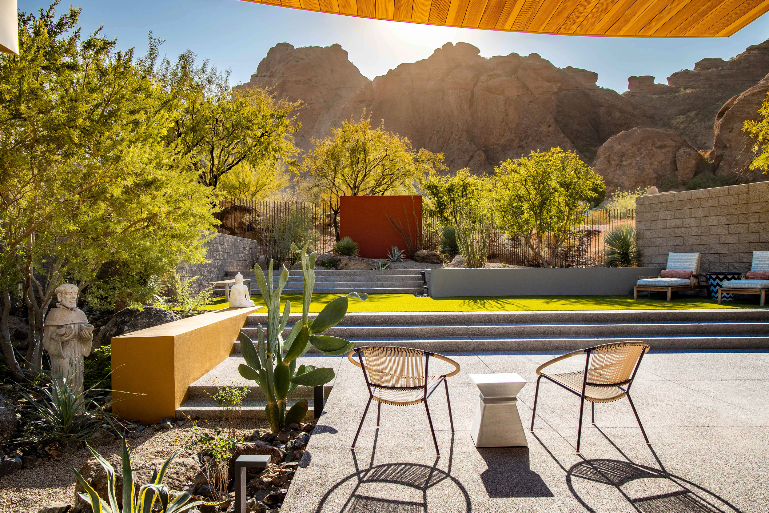 Echo Canyon_Modern Custom Home_Phoenix_Camelback Mountain_Contemporary_Kendle Design Collaborative (3) Birds Nest – Scottsdale Custom Home – Modern Architecture