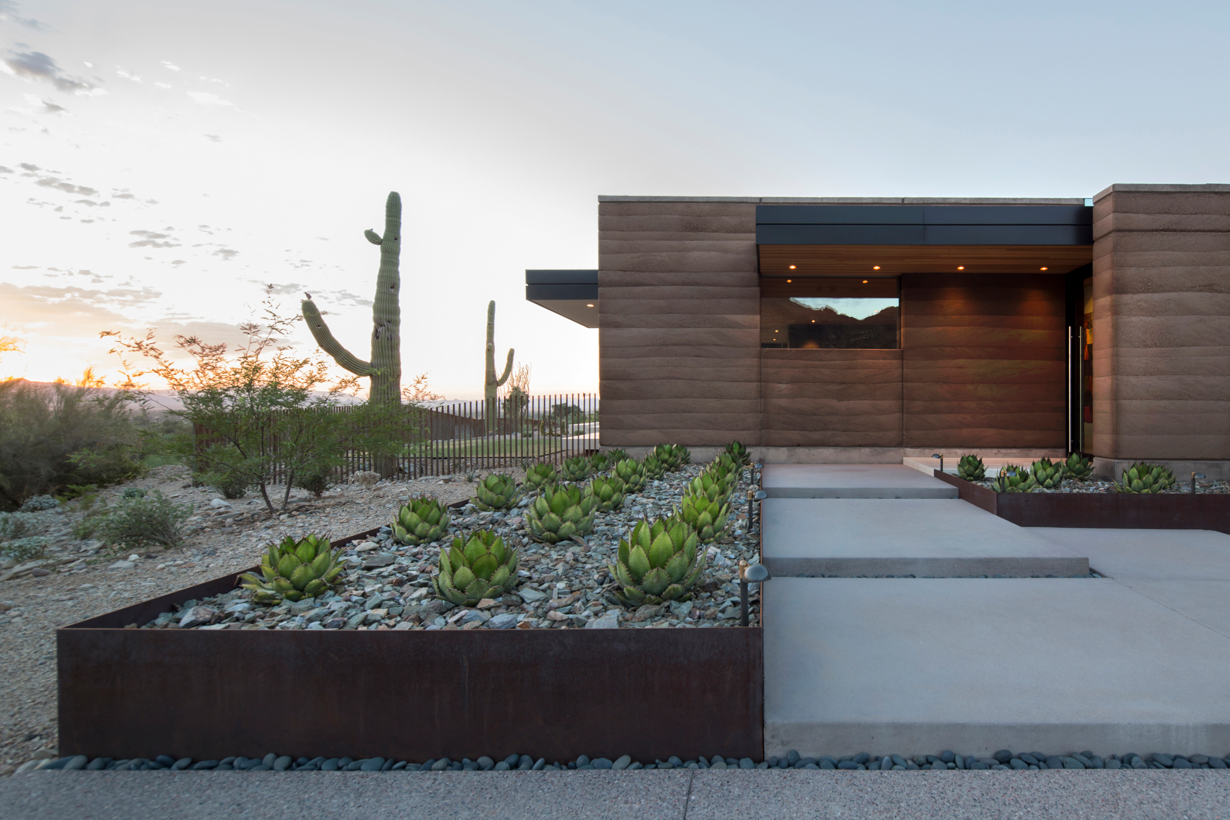 Rammed Earth Modern_Paradise Valley AZ_Custom Home_Architect_Design_Hillside_Kendle Design Collaborative (7) Birds Nest – Scottsdale Custom Home – Modern Architecture